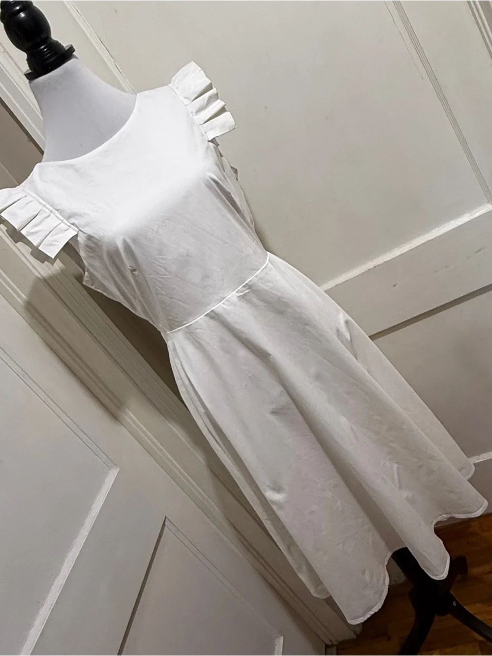 ANTONIO MELANI White Ruffle-Sleeve Midi Dress Size 8